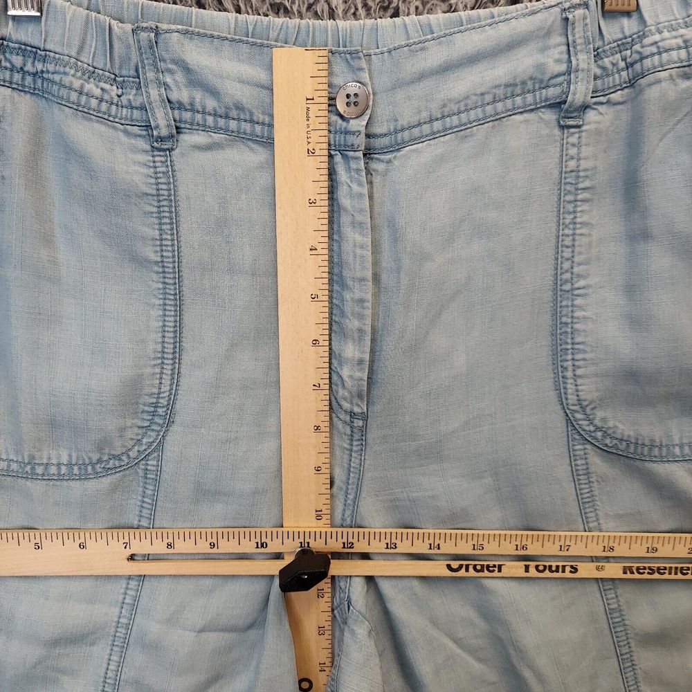 Chico's 2.5 Shorts Women 14 Light Blue High Rise Zipped Pockets Lightweight - Picture 5 of 9